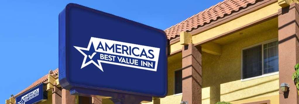 Sleep Inn & Suites Lake Delton Exterior foto